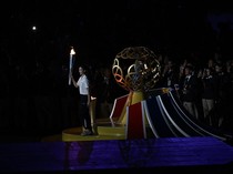 1765364678159-panipak-nyalakan-api-sea-games-2025-resmi-dibuka-di-bangkok-1765336922825_43