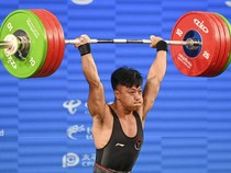 1765883064414-rahmat-erwin-raih-medali-emas-angkat-besi-asian-games-1_43